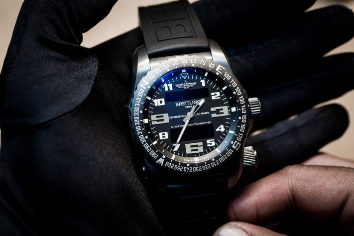  <strong>The Safest – Breitling Emergency II</strong>