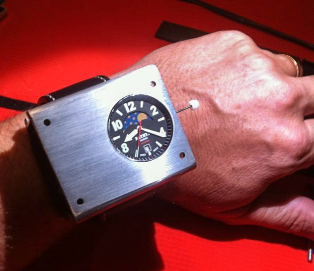 Bathys Cesium 133 Atomic Clock Wrist Watch Accurate To A Second Each 1000 Years Watch Releases 