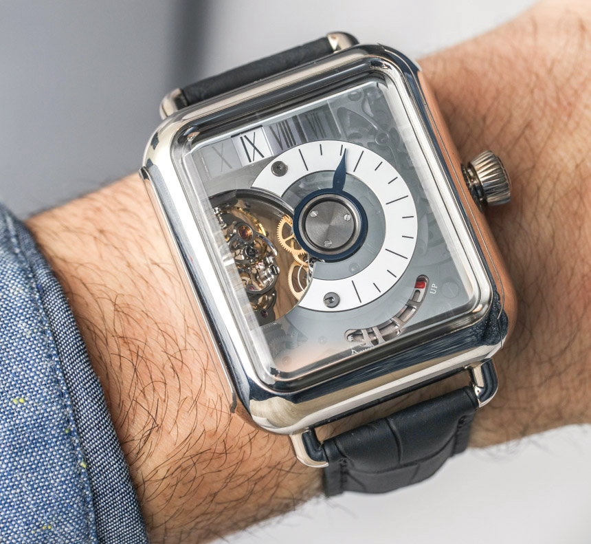 H. Moser & Cie Swiss Alp Watch Minute Retrograde Hands-On Hands-On 