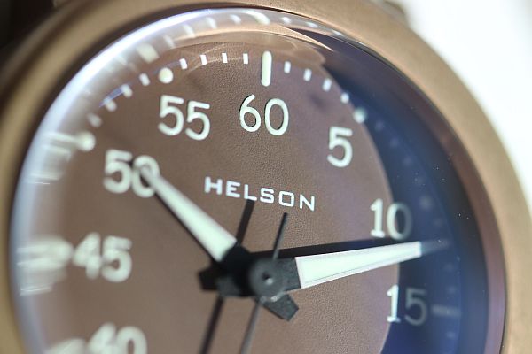 Helson Gauge Bronze Watch Review Wrist Time Reviews 