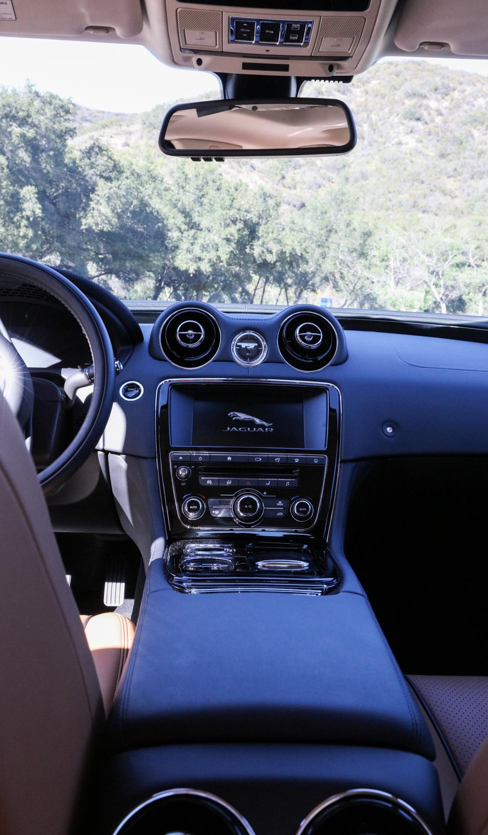 Car & Watch Review: Jaguar XJ & Bremont Jaguar MkI Wrist Time Reviews 