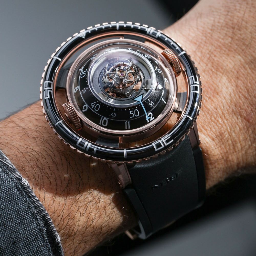 MB&F HM7 Aquapod Watch Hands-On Hands-On 