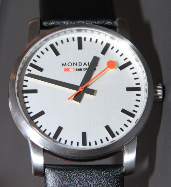 Mondaine SBB Vintage Limited Edition Watch Hands-On Hands-On 