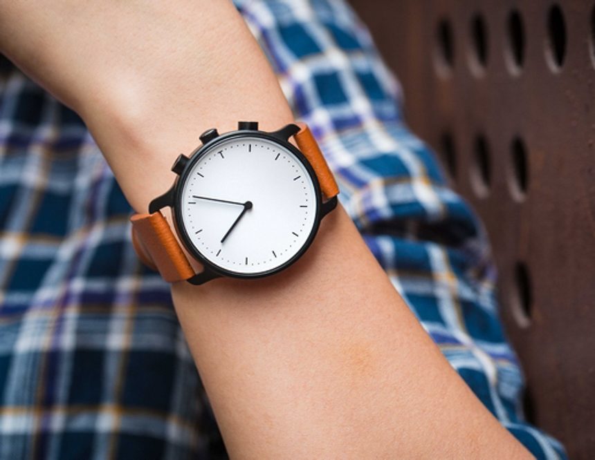 Nevo Analog Smartwatch Marries Minimalist Looks With Activity Tracking And Notifications Watch Releases 