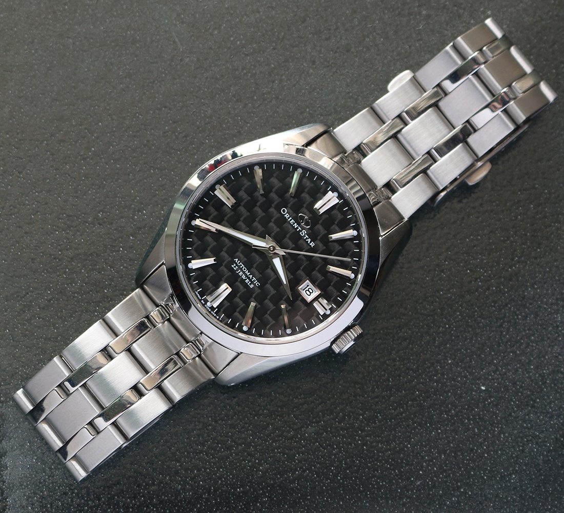 Orient Star Standard-Date With Carbon Fiber Dial Watch Review Wrist Time Reviews 