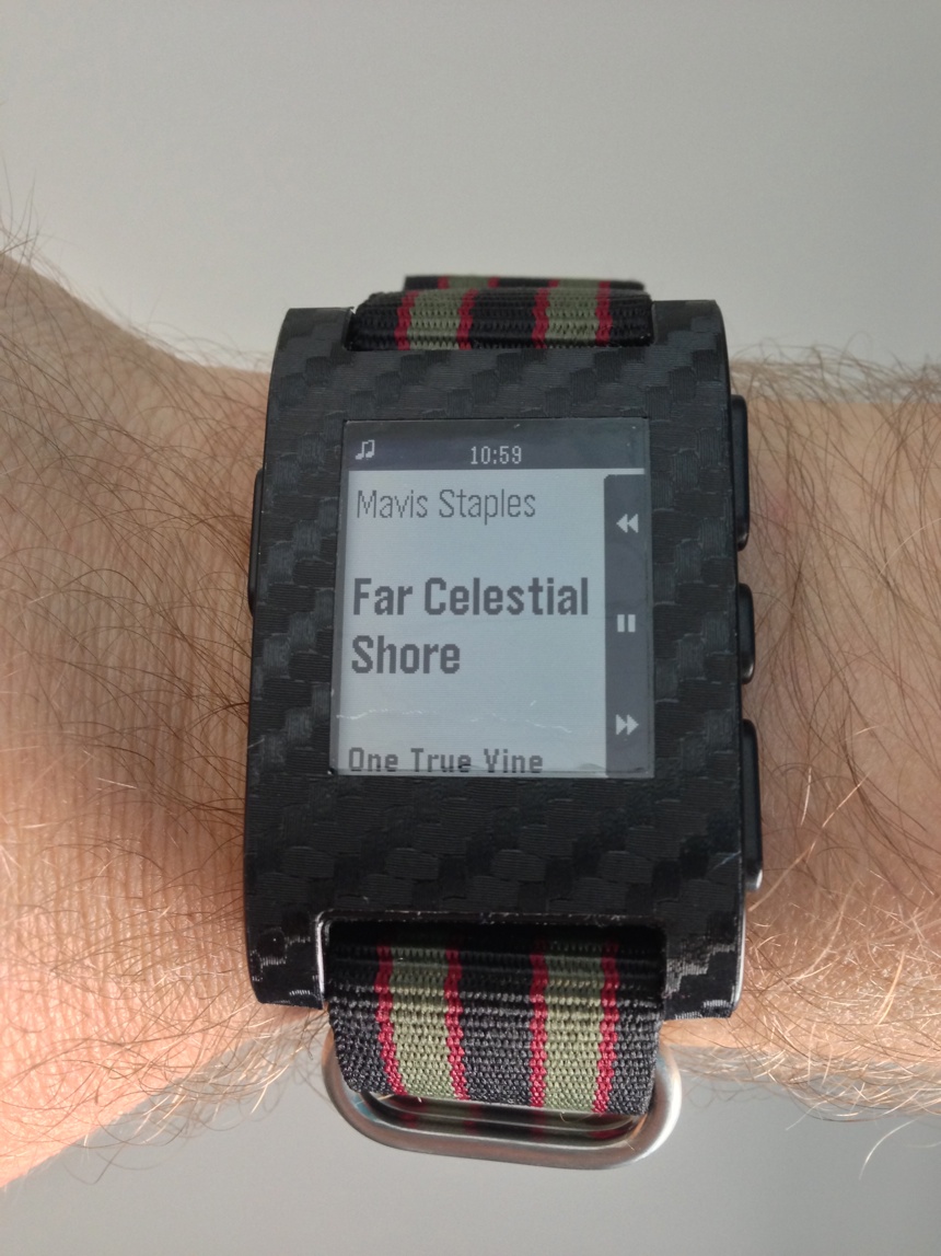 Pebble E-Paper Watch For iPhone And Android: Review Wrist Time Reviews 