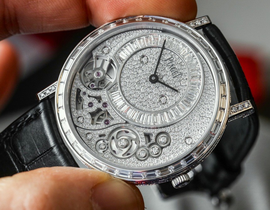 Piaget Altiplano 900D Hands-On: World's Thinnest Mechanical Jewelry Watch Hands-On 