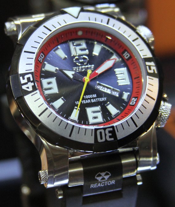 Reactor Poseidon 1000m Dive Watch Watch Releases 