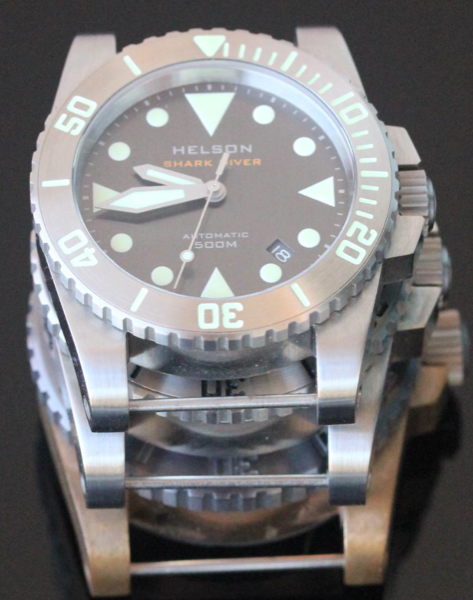 Helson Shark Diver 40 Watch Review Wrist Time Reviews 