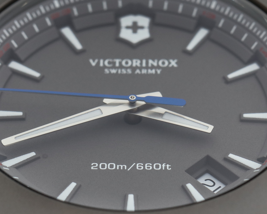 Victorinox Swiss Army INOX Titanium Watch Hands-On Hands-On 