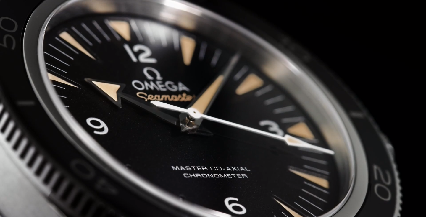 Omega Seamaster 300 Master Co-Axial diving watch dial 