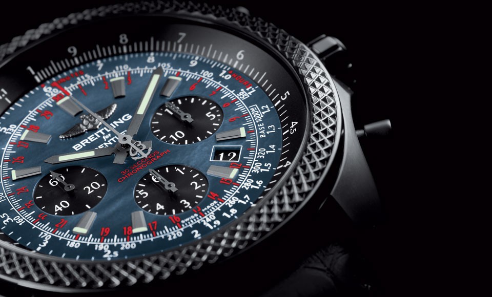 Side of Breitling Bentley B06 Midnight Carbon 02