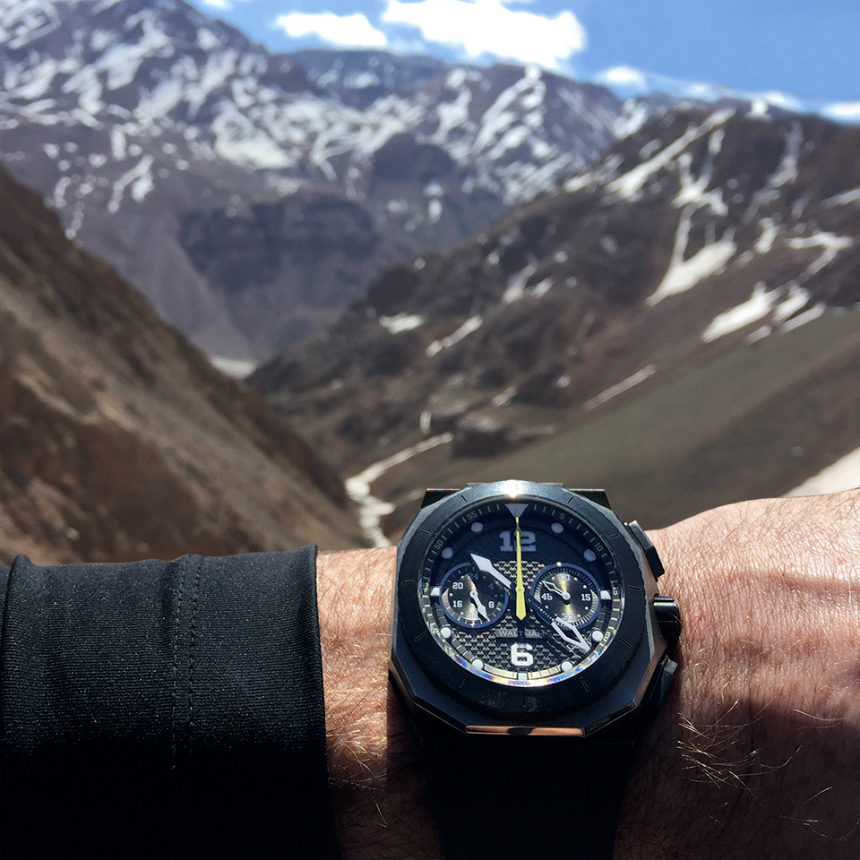 Best watch com. Часы наручные горы. Часы Ascent. Часы для альпинизма. Часы Маунт Блэк.